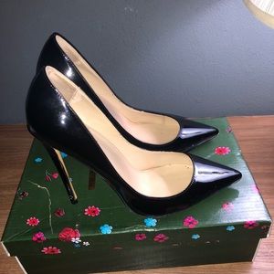 FSJ Black Pumps
